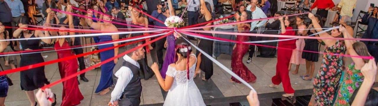 Salão decorado para casamento no Innovare Centro de Eventos, em Belo Horizonte